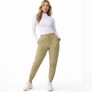 Athleta Trekkie Jogger Aspen Olive Khaki Ripstop Hiking Travel Pants S Tall